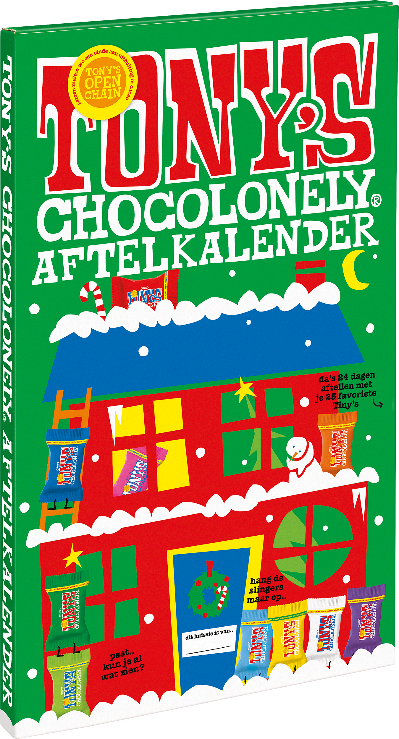 Schuine weergave van Tony’s Chocolonely kerst aftelkalender met rood feestelijk huisontwerp en 24 kleine chocolaatjes in 10 smaken.